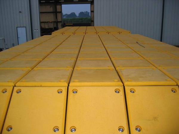 港口、碼頭專用護(hù)舷板